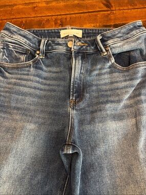 Women's High-Rise barrel leg Jeans in Blue Wash